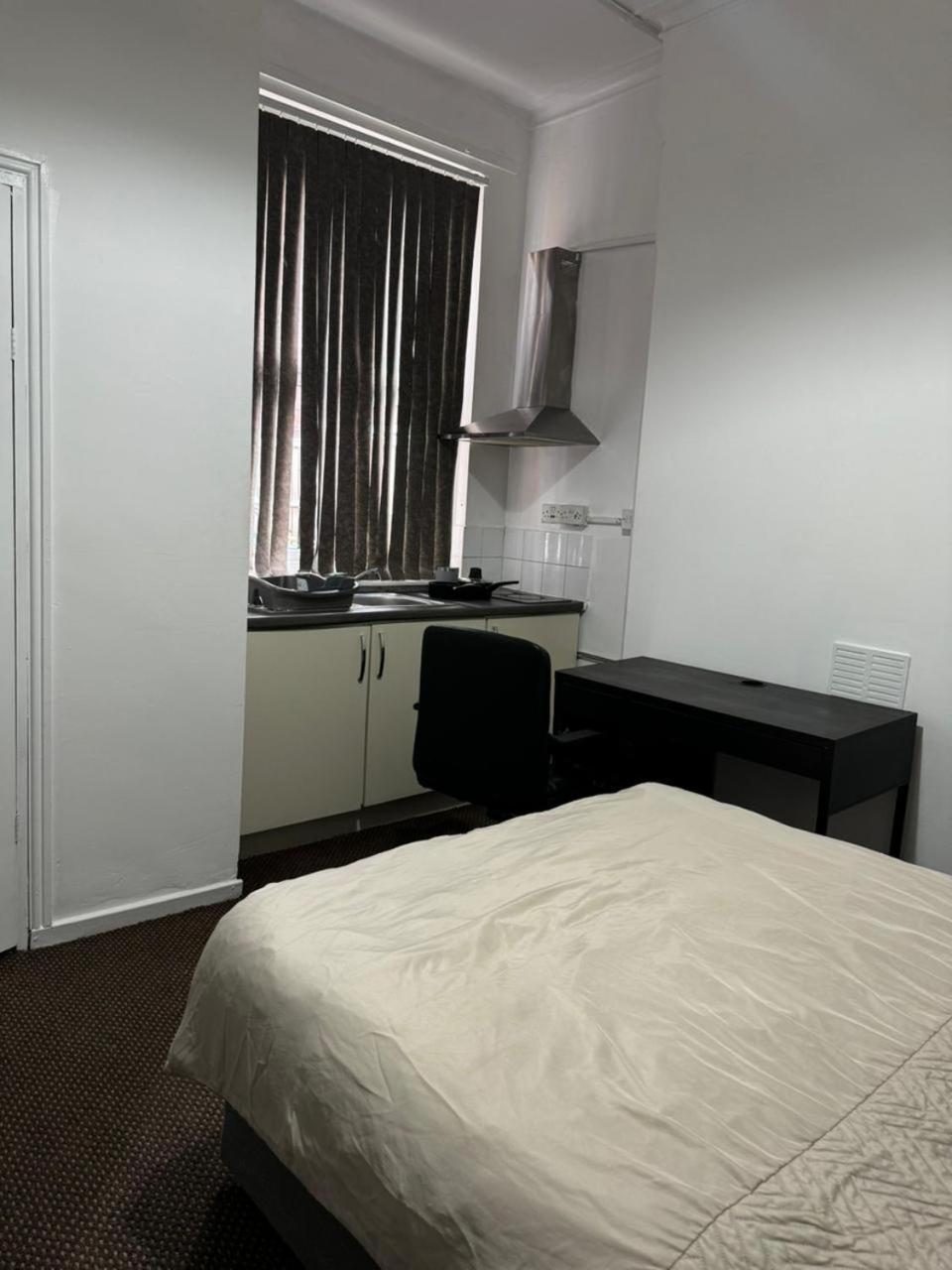 Nice Ensuite Near Cricket Ground Nottingham Exterior foto